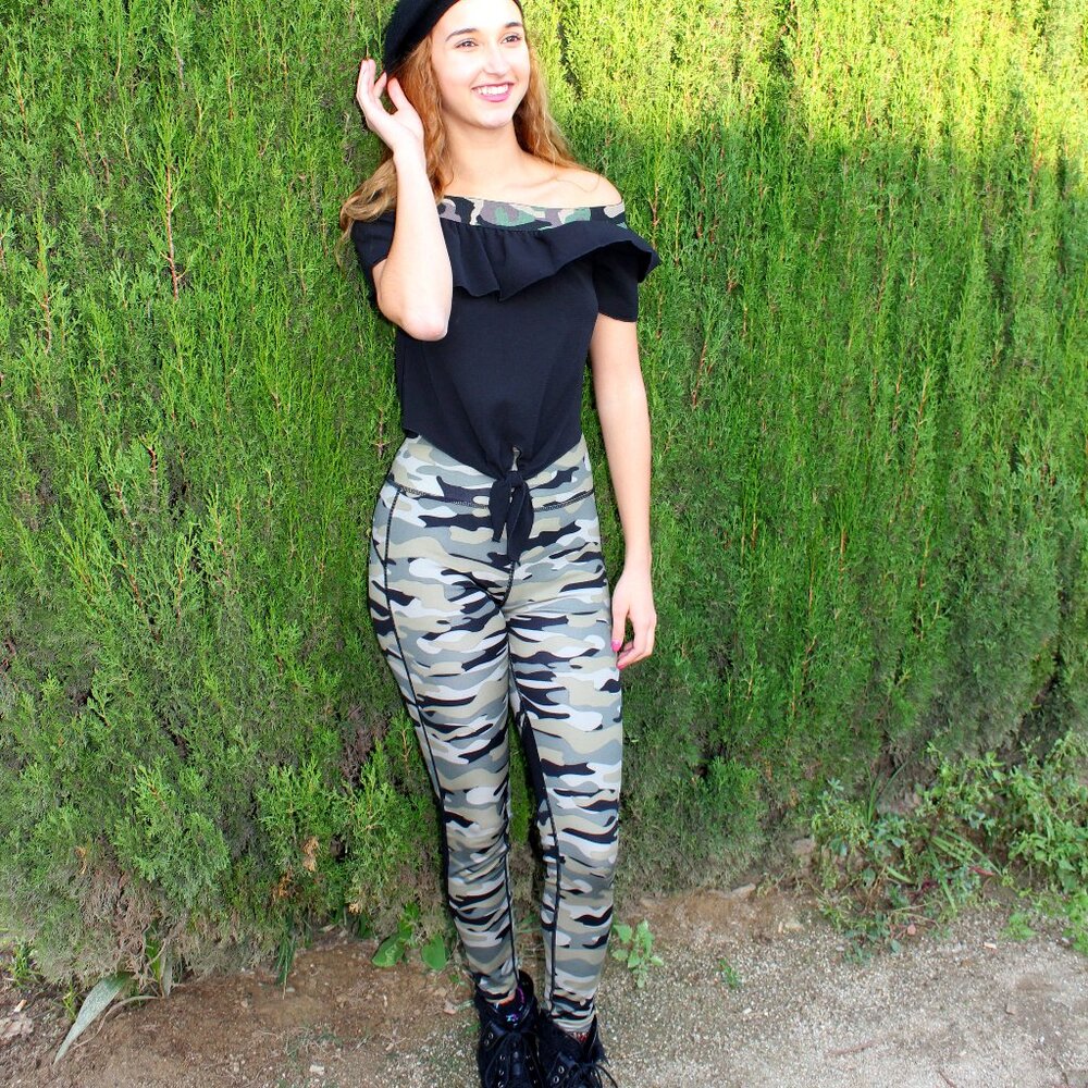 Camouflage leggings and camouflage trim crop top Size S